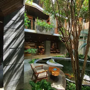 https://minh-boutique.hotelsofhoian.com